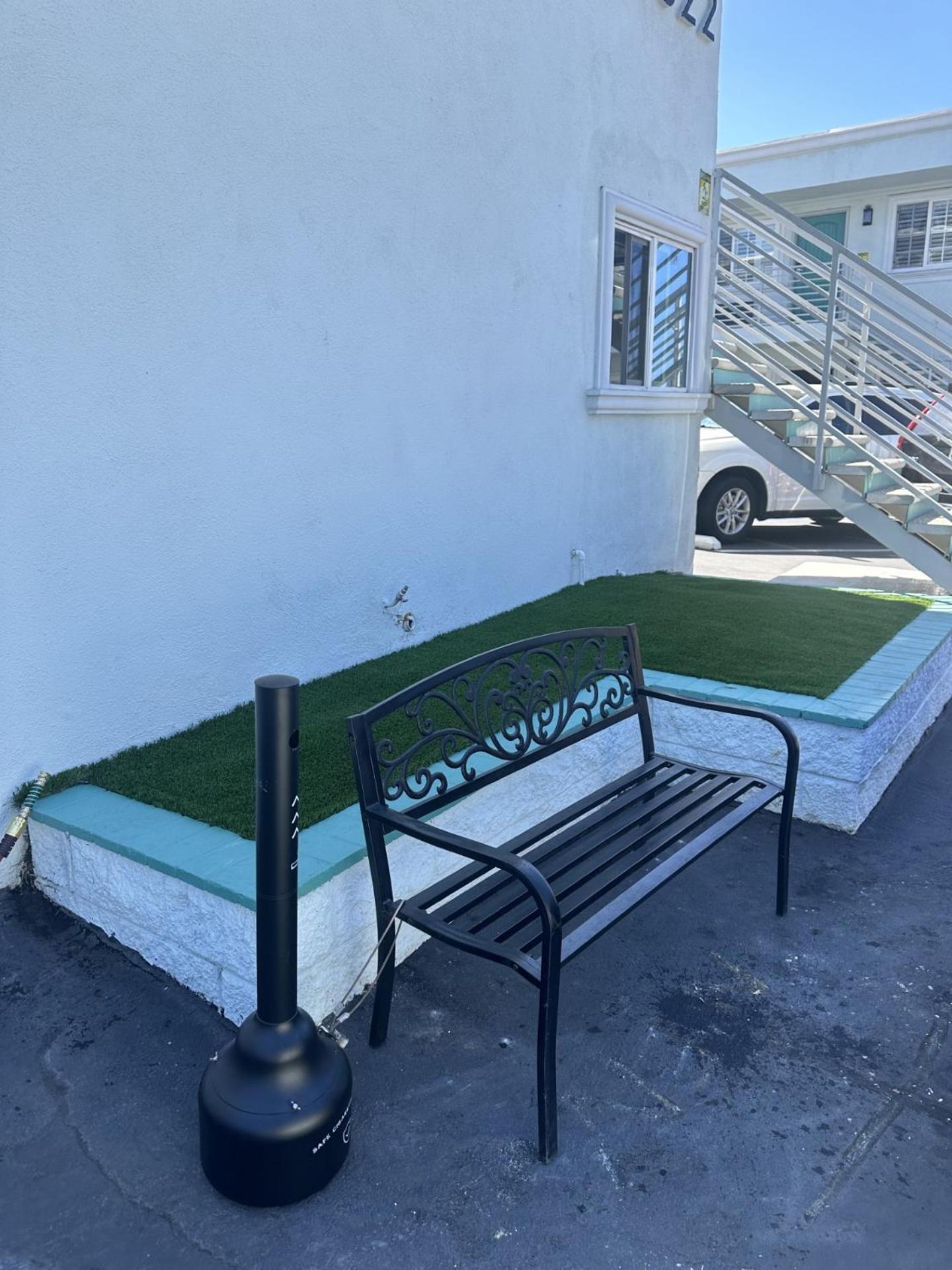 Super 8 By Wyndham Oceanside Downtown Ξενοδοχείο Εξωτερικό φωτογραφία