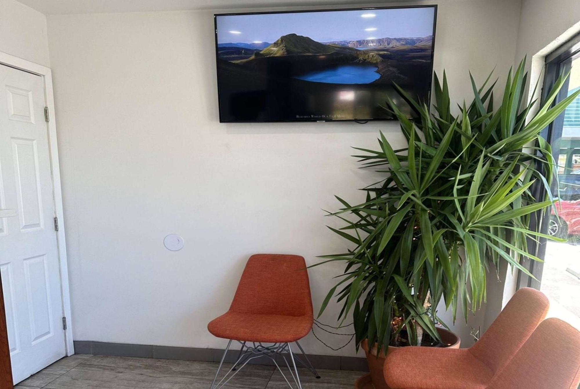 Super 8 By Wyndham Oceanside Downtown Ξενοδοχείο Εξωτερικό φωτογραφία